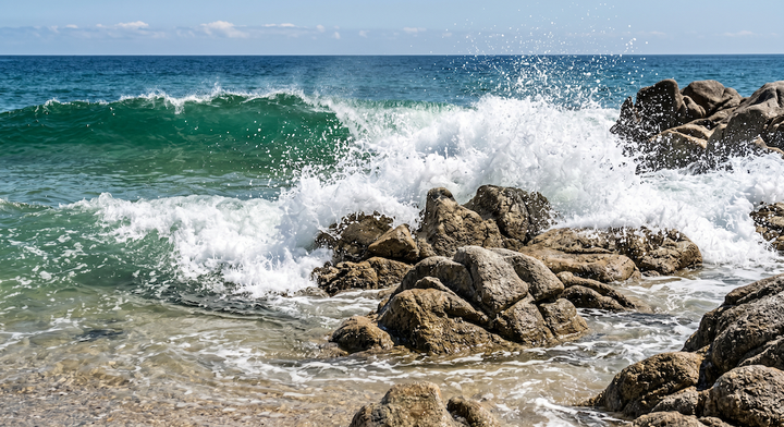 소돌해변의 투명한 바다와 파도 디테일